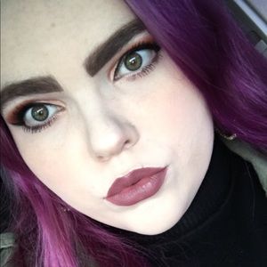 Meet your Posher, Carlea